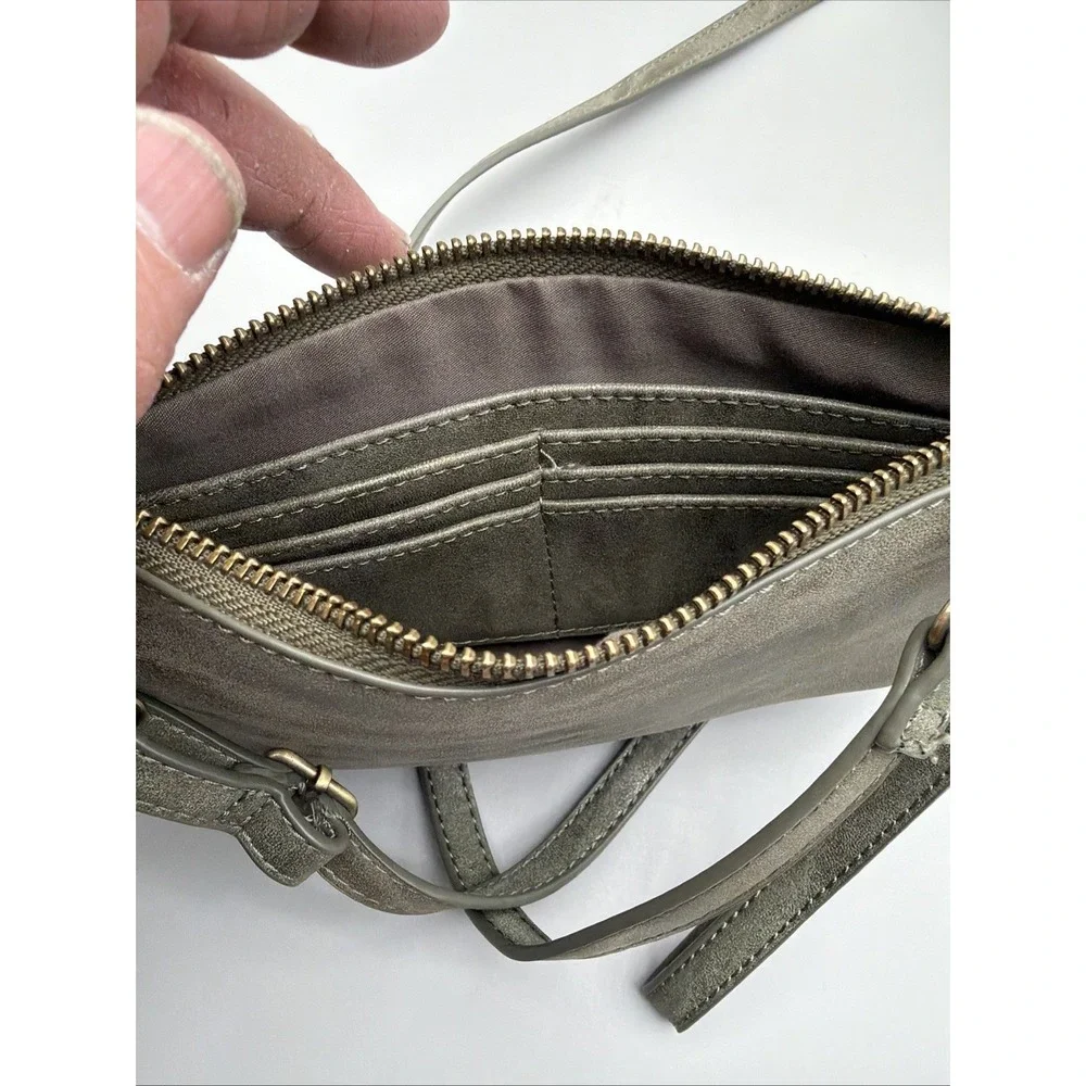Joy Susan Crossbody Purse Wristlet Clutch Vegan Faux Leather Pewter EUC